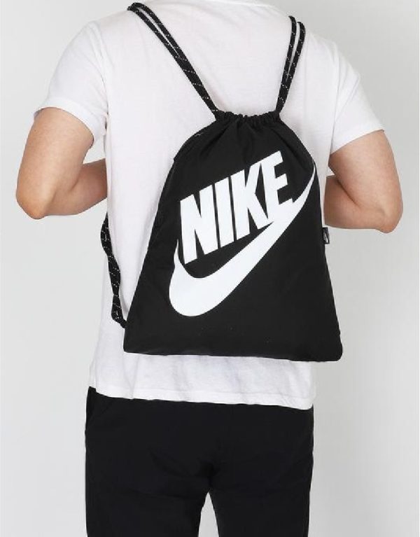 شنطة NIKE مع حبل