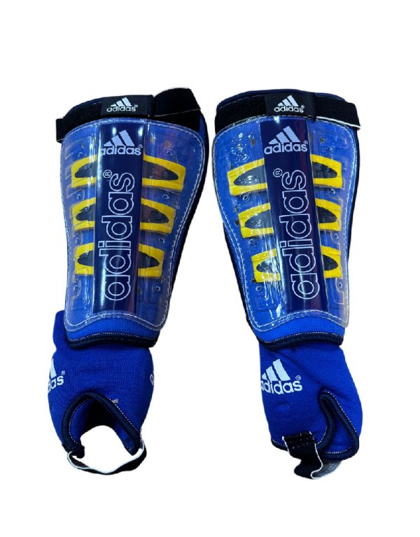 واقي ارجل كسارة كرة قدم ADIDAS